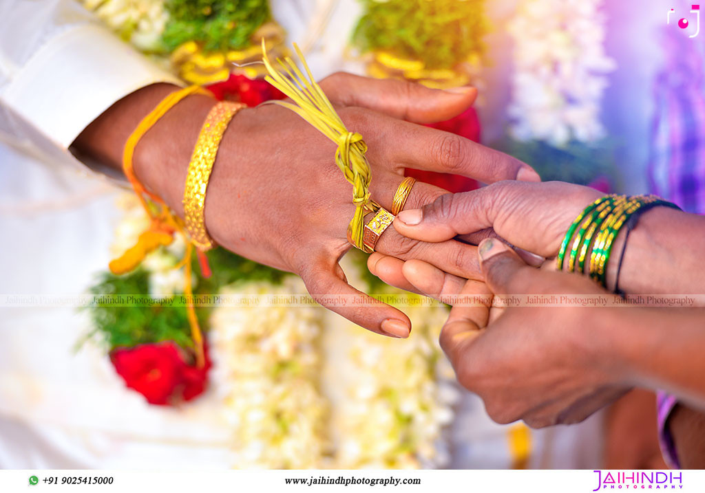 Candid Wedding Photography In Kanchipuram 61