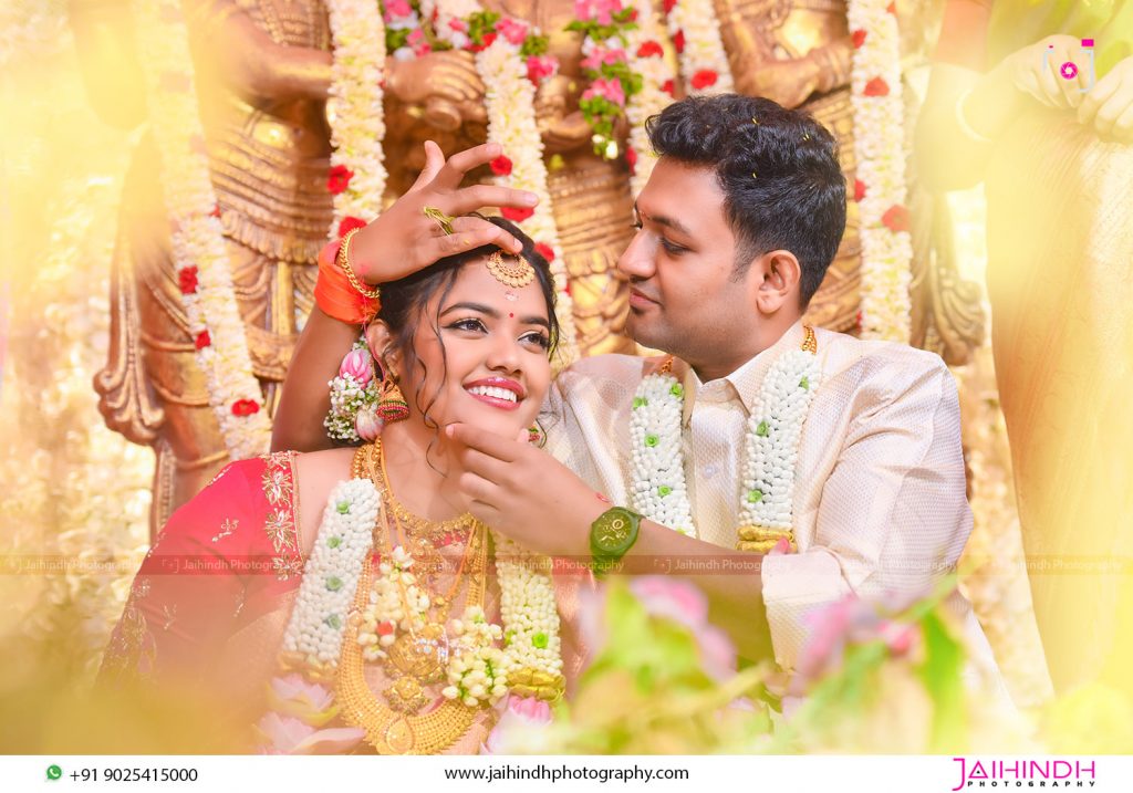 Pin by Pasupathy A on Wedding bride | Indian wedding poses, Wedding  photoshoot poses, Wedding couple poses photography